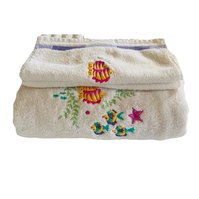 Santens Collection Bath Towel Set White Embroidered Fish Beach Tropical - Image 1 of 4