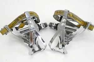 Shimano 600 Tricolor Pedals With Toe Clips and Straps - Picture 1 of 1