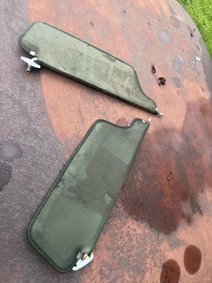 Parasol para Dodge Dart Swinger 1971 2 puertas techo rígido Coachman verde oscuro Foto 1 de 3