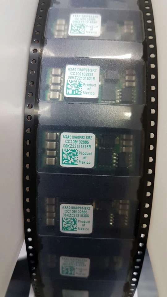 1x MÓDULO DE ALIMENTACIÓN TYCO LINEAGE AXA010A0P93-SRZ Convertidor DC/DC 1.2V 10A Foto 1 de 1