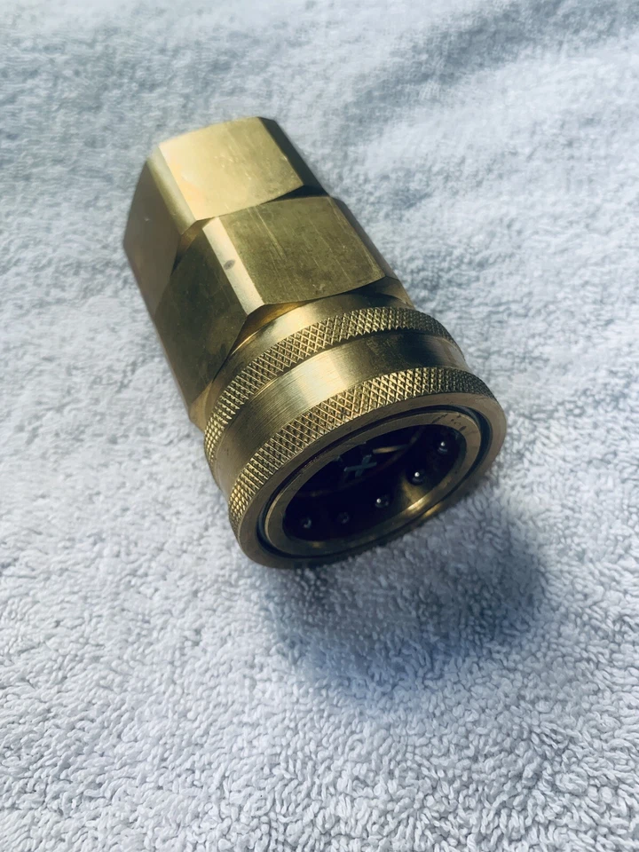 1.5" Brass Quick Coupler Female Connector - Snap-Tite BVHC-20 Hydraulic Fitting - Image 1 of 4