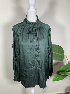 The Shirt By Rochelle Behrens Women’s Green Colored Long Sleeve Top Size XS - Picture 1 of 7