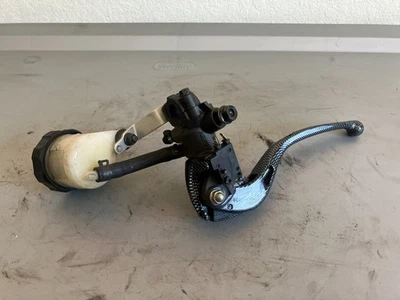 Honda CBR1000RR 2009 OEM cilindro maestro de freno delantero con palanca 047 Foto 1 de 4