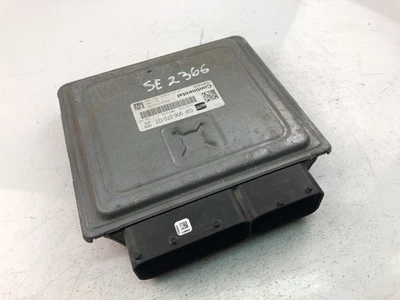 Centralina motore Seat Ibiza IV 6J5, 6P1 ECU 03F906070GT 17261797 - Immagine 1 di 4