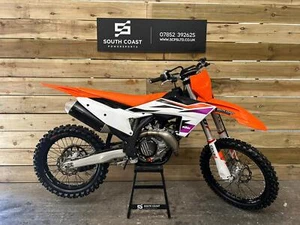 KTM SXF 450 2024 MOTOCROSS BIKE - Picture 1 of 9