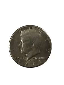 1971D Kennedy Half Dollar/Slight Misaligned Die Error Coin #KH-04 - Picture 1 of 5