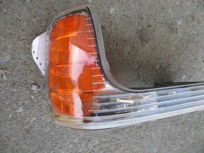 Lâmpada de seta 99-00 Escalade destro - Imagem 1 de 4