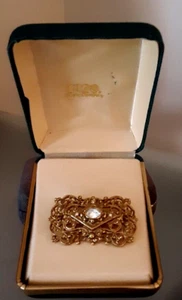 1928 viktorianisches ""Gold"" filigrane Spitze Brosche Pin Kissen geschnitten ovales Juwel in Box - Bild 1 von 4