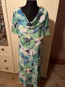 M&S Marks & Spencer Ladies Green Chiffon Floral Layered Midi Dress Size 14 - Picture 1 of 12