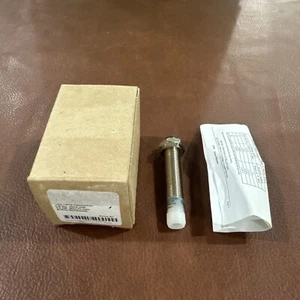 EATON E57-12LE06-BD INDUCTIVE PROXIMITY SENSOR 6MM #JB-CV-2 - Picture 1 of 10