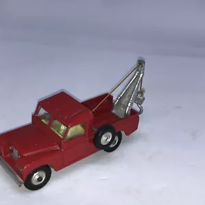 Vintage Corgi LAND ROVER 109 WB Red Tow Truck Breakdown Service FVF 7.0 - Picture 1 of 9