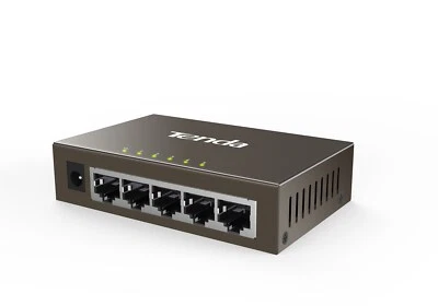 6932849431261 Tenda TEG1005D network switch Unmanaged Gigabit Ethernet (10/100/1 - Image 1 of 4