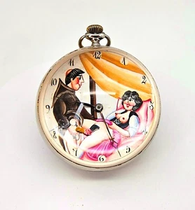 7 - alte antike Kugeluhr- Tischuhr- Taschenuhr funktioniert Erotikmotiv - Bild 1 von 3