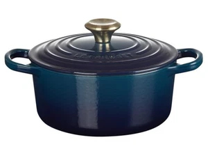 Le Creuset Signature Cocotte Ronde 18 cm Agave schwarz matt Emaille hellgold Knopf - Bild 1 von 13