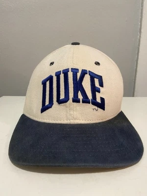 De colección Años 90 New Era Duke Blue Devils Sombrero Snapback Deletrear Sombrero Mediano Grande Y2K Foto 1 de 4