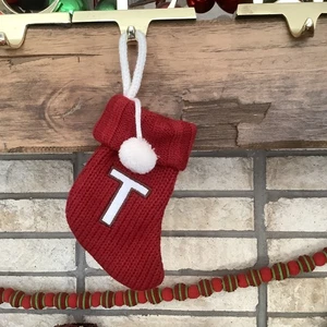 1 TARGET MINI BESTICKT T PULLOVER STRICK WEIHNACHTSSTRUMPF ROT WEISS BOMMEL - Bild 1 von 1