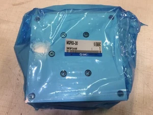 SMC MGF63-30 NEUMÁTICO AIRE COMPACTO CILINDRO GUÍA MGF6330 - Imagen 1 de 7