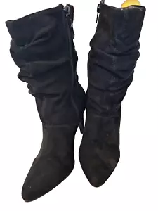 a.n.a. A NEW APPROACH BLACK SUEDE LOOK SHORT BOOTS SZ 8 STYLISH GREAT CONDITION - Picture 1 of 12