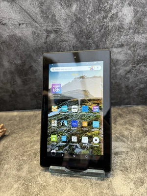 Amazon Kindle Fire 7 (7th Generation) SR043KL 7" Tablet Wi-Fi 16GB Storage Black - Image 1 of 4