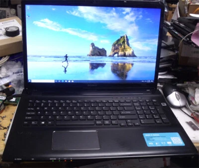 Sony SVE17122CXB VAIO 17" intel i5 8gbram 500gb disco duro retroiluminado 1920x1080 Foto 1 de 3