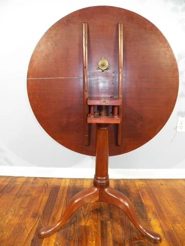Antique Mahogany Tilt Top Tea Table Cover