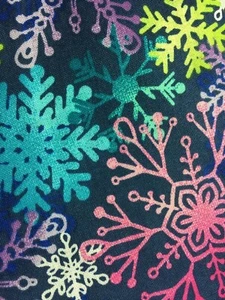 TAFFORD SCRUB TOP SIZE: S CRYSTAL SNOWFLAKES NWT NURSE MEDICAL WINTER DAZZLE! - Bild 1 von 5