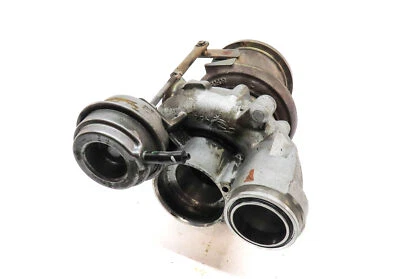 BMW 550i 550iGT 650i 750i X5 X6 2013-2019 motor 4,4 L N63 turbocompresor derecho Foto 1 de 4