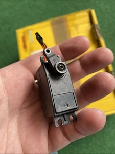 Servo Futaba S9550 Low Profile Retro  - Bild 1 von 4