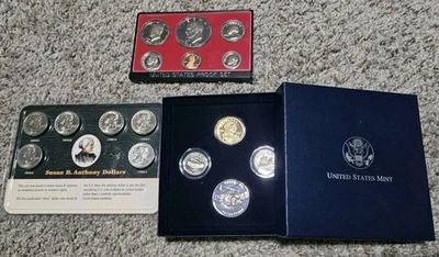 Susan B Anthony coinset, 1975 U.S. Coin Proof Set, 2004 Westward Journey Nickels - Image 1 of 4