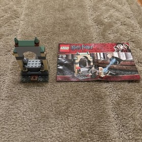 Harry Potter Lego 4736 Freeing Dobby INCOMPLETE No Minifigures Missing Pieces