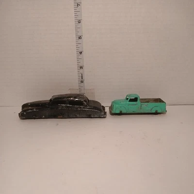 2 Tootsietoy40’s Kaiser Jumbo 746 Sedan and truck  Pressed Steel Tootsie Toy USA - Image 1 of 4