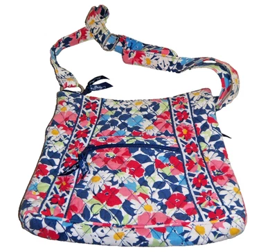 VERA BRADLEY SUMMER COTTAGE CROSSBODY BAG EUC - Image 1 of 4