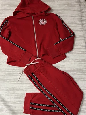 Conjunto de suéter y pantalones jogger con capucha Justice Active para niñas talla 10 logotipo rojo Foto 1 de 4
