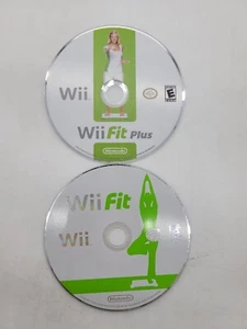 2 Stück Wii Fit & Wii Fit Plus Spiele nur Discs - Bild 1 von 4