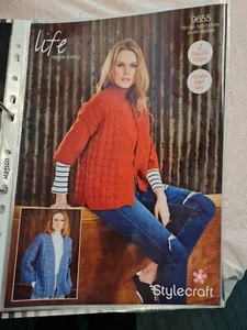 Neue Stylecraft Strickanleitung 9655. Zwei Arten Damen Strickjacke. - Bild 1 von 1