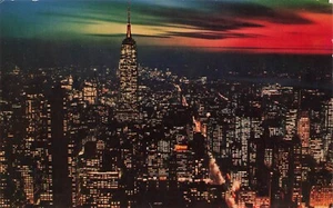 POSTCARD New York City, NY Looking South By Night - Empire State Bldg, Sunset - Picture 1 of 2