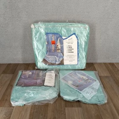 Vintage Emilio Ricci Pastel Green Twin Bedspread Quilt & 2 Sham Set Made in USA - Image 1 of 4