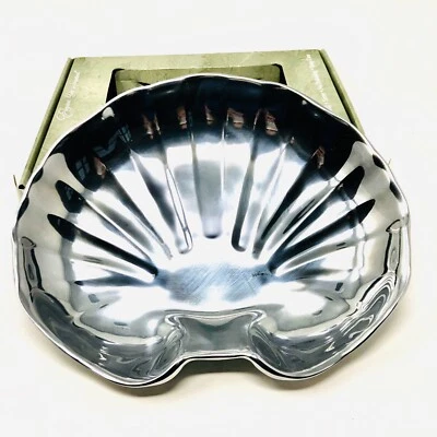 Wilton Armetale Servewear Silver Tone Shell Hors D'oeuvre Metal Dish 356904 - Image 1 of 4