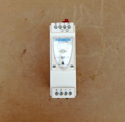 FONTE DE ALIMENTAÇÃO TELEMECANIQUE ABL8RPS24030 - Imagem 1 de 4