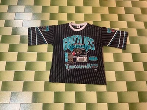 Vintage Distressed 1994 NBA Vancouver Grizzlies T-Shirt 3/4 Sleeve Many Holes L - Picture 1 of 10
