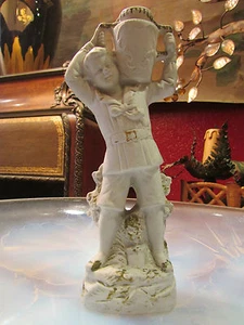 ancien biscuit jardiniere garcon porteur d'eau autrichien signé vers 1900 - Imagen 1 de 1