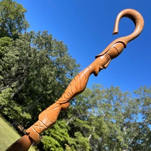 Bastón/recuerdo de bastón rasta jamaicano de madera tallada a mano 40,75" de longitud - Imagen 1 de 16