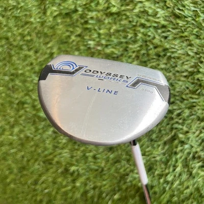 Putter Odyssey Works V-Line Versa 34 pulgadas 350 g para diestros para piezas Foto 1 de 4