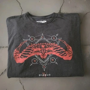 Diablo 4 IV Blizzard Video Games King of Kings Short Sleeve T-Shirt Sz XL 2023 - Picture 1 of 13