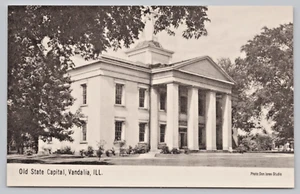 Postkarte Vandalia Illinois Old State Capital Building um 1940 - Bild 1 von 2