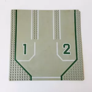 VTG 1970 LEGO Airport Takeoff Lane 10 inch Plate Platform 32X32 L-93 - Picture 1 of 6