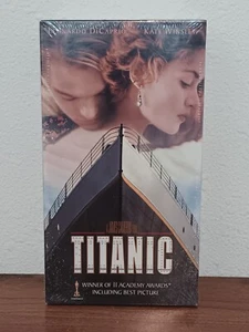 Titanic VHS - Picture 1 of 5