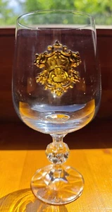 2 Stielgläser mit goldfarbenen Logo  - Bild 1 von 2