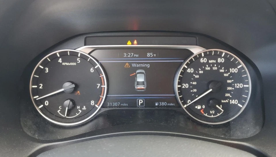 2024 Altima OE Speedometer Gauge Cluster 31K Miles Nissan - Image 1 of 4