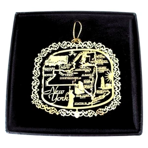 New York Ornament Brass State Landmarks, Personalize w Year Charm 2018 to 2026 - Picture 1 of 9